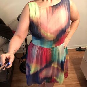 Ronni Nicole size 16